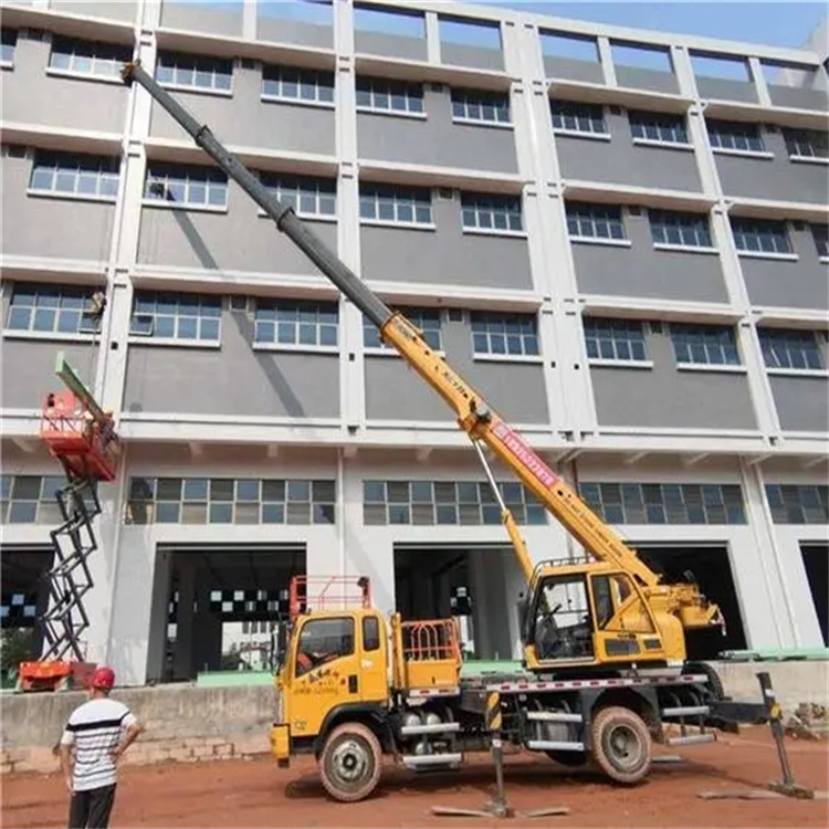 得荣高楼层玻璃吊装