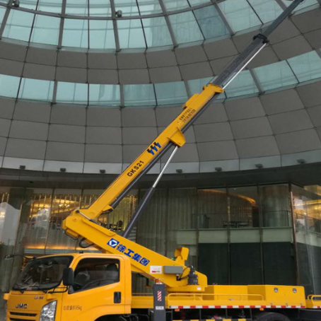 得荣附近高空作业车租赁｜安全设备租赁｜高空安装|工程定制化方案｜亿立达设备租赁